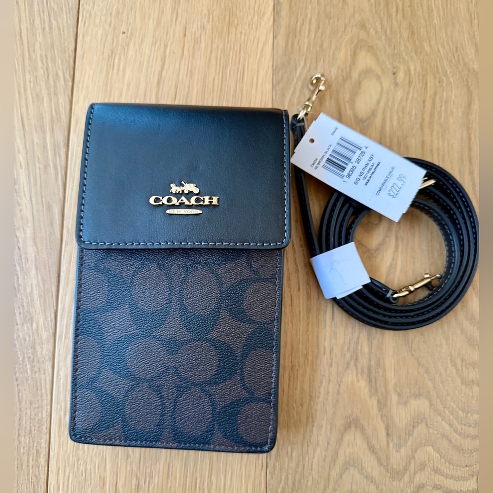 Brand new coach crossbody phone case purse in  Signature Jacquard leather